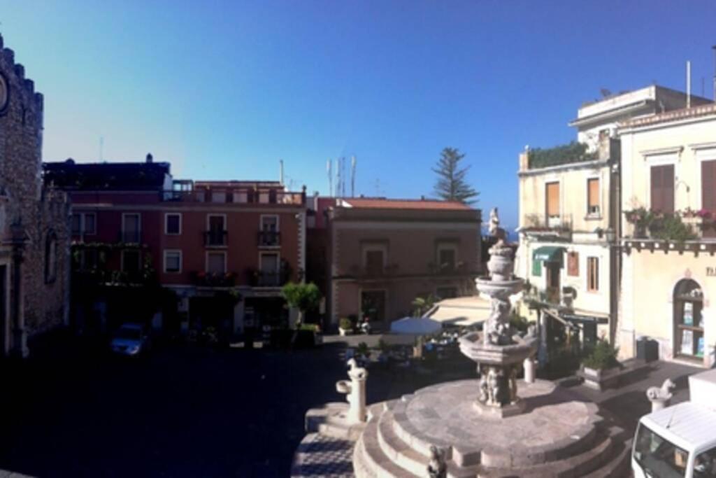 Casa Girolamo In Piazza Duomo Taormine